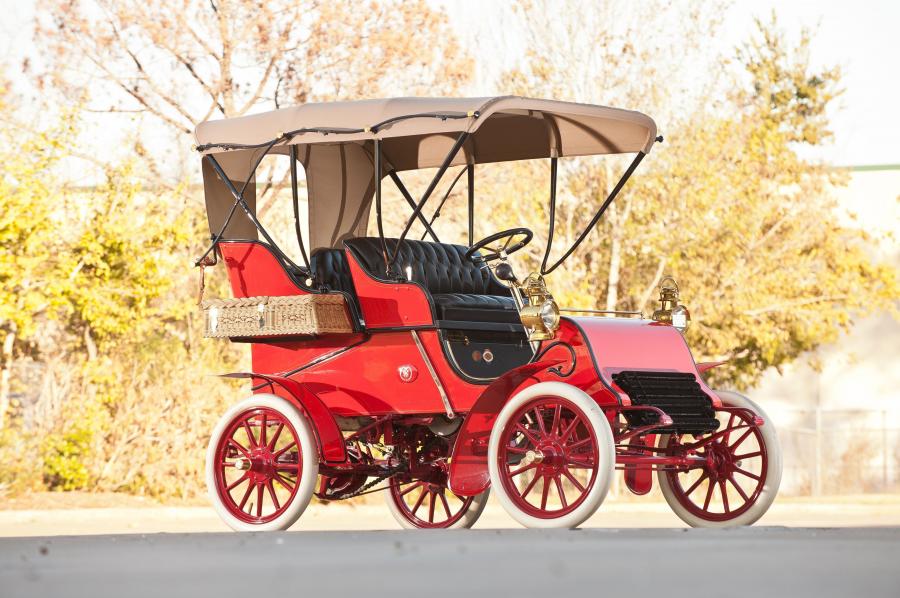  Cadillac Model A Rear-Entry Tonneau Red 1903 года  (фото 1 из 15)